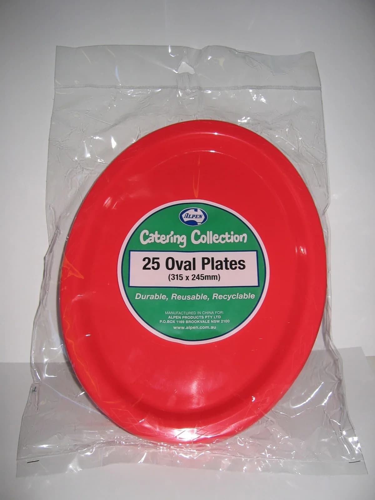 Red Reusable Plastic Oval Plates 315 x 245mm 20 Pack