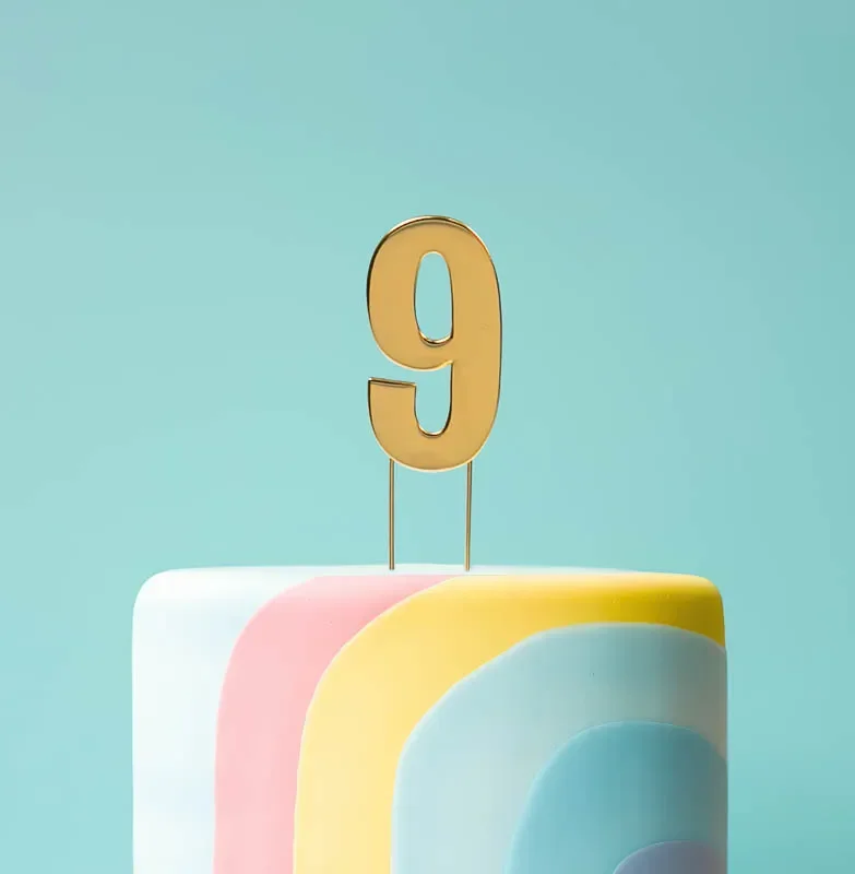 BOLD Cake Topper - GOLD NUMBER 9*