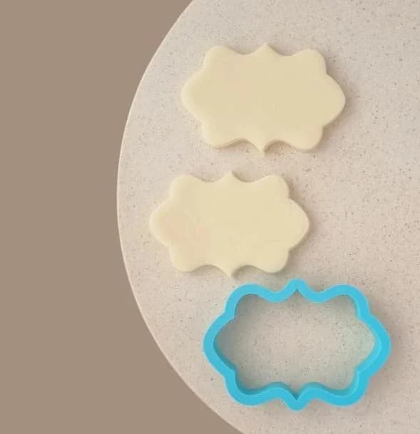 Plaque Cookie Cutter (8.5 x 6 cm)